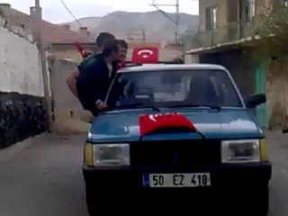 ÇAKILLI KÖYÜ 1992/2 KRAL DEVRELERİN ASKERLİK KUTLAMASI 3