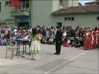 Video13: Kızım seni evlendireyim mi? Gösterisi...