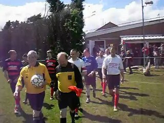 entree des joueurs   demi final dechy a dechy b