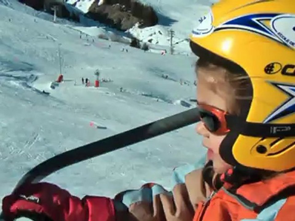 DESTOUCHES MARIE PREMIER SKI A LA TOUSSUIRE FEVRIER 2012