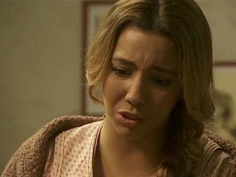 Emilia le dice a Pepa que se marche de Puente Viejo.