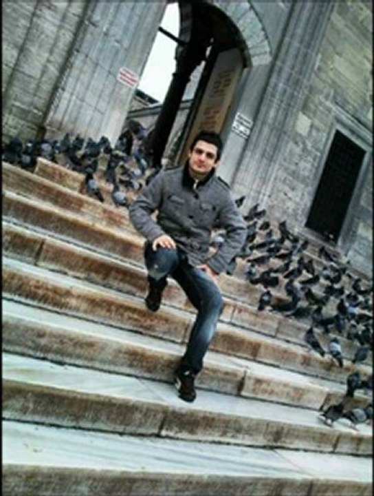 MÜKEMMEL YORUM .... ASKER OLDUM ANNE ..... ONUR TEZEL