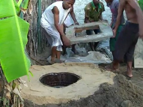 Hygiène à Toliara : le WC économique de Léon Jules