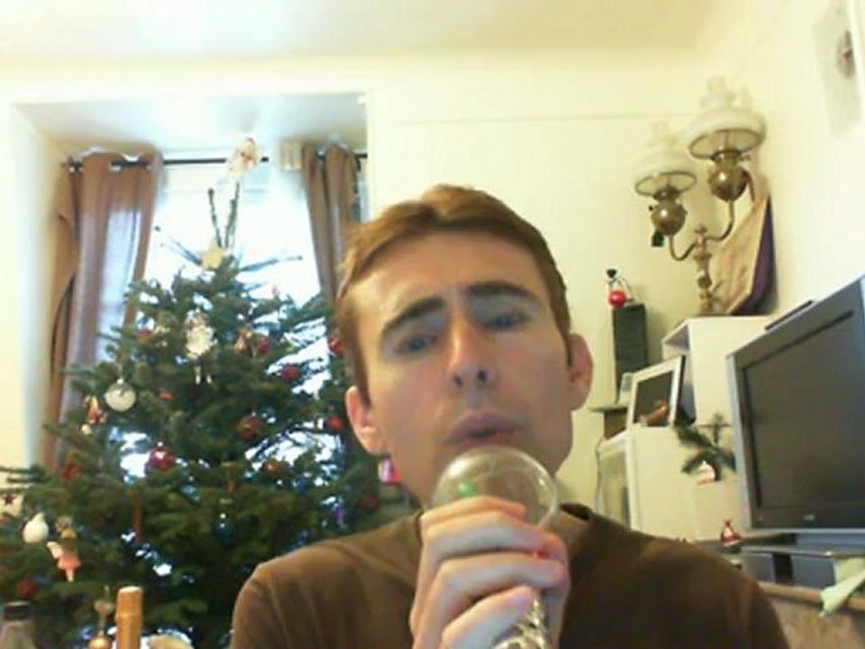 Wiwi égratigne "la claque" d'Axelle Red