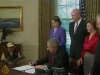 Myanmar survivors' long wait for aid