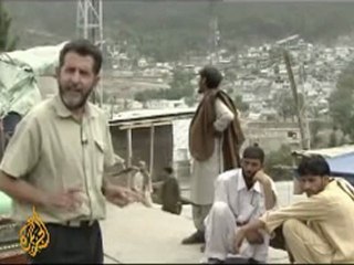 Earthquake victims in Pakistan wait for help - 13 June 2008