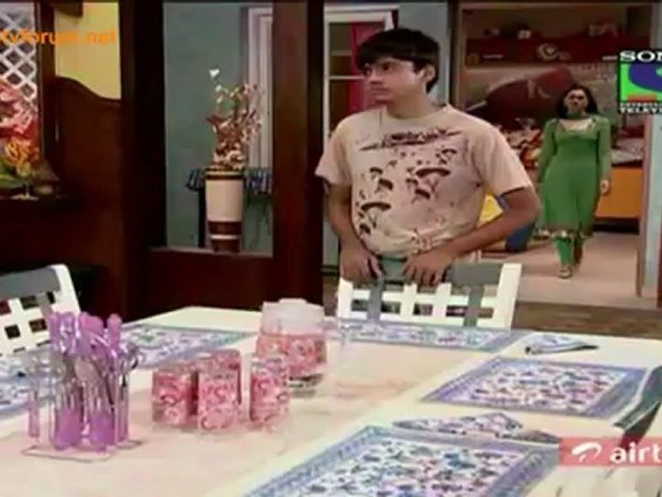 Parvarish Kuch Khatti Kuch Meethi - 2nd May 2012 Video Watch Pt1