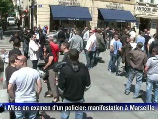 Manifestation à Marseille contre la mise en examen d'un policier