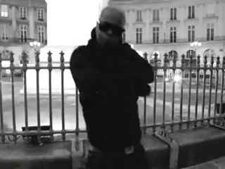 John Gali Freestyle video " finito " sur instru noreaga !!!!!!!!!!