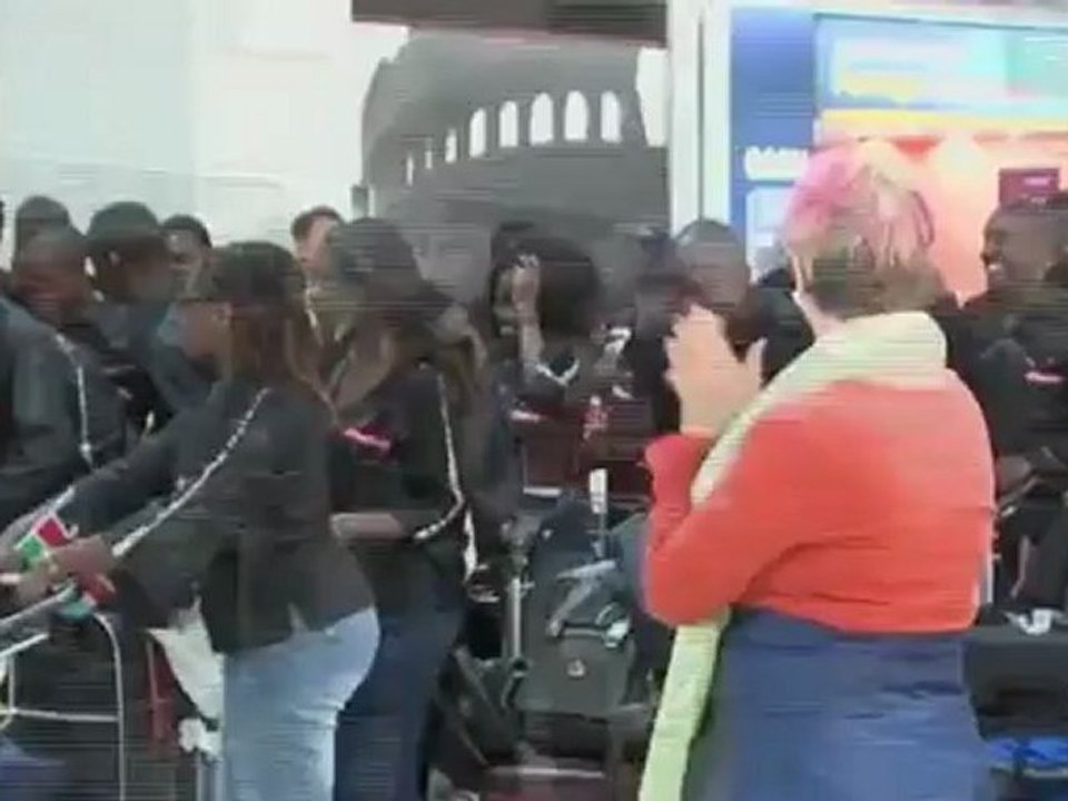 African Chorus Arrives in Song to London Airport for Queen's Diamond Jubilee