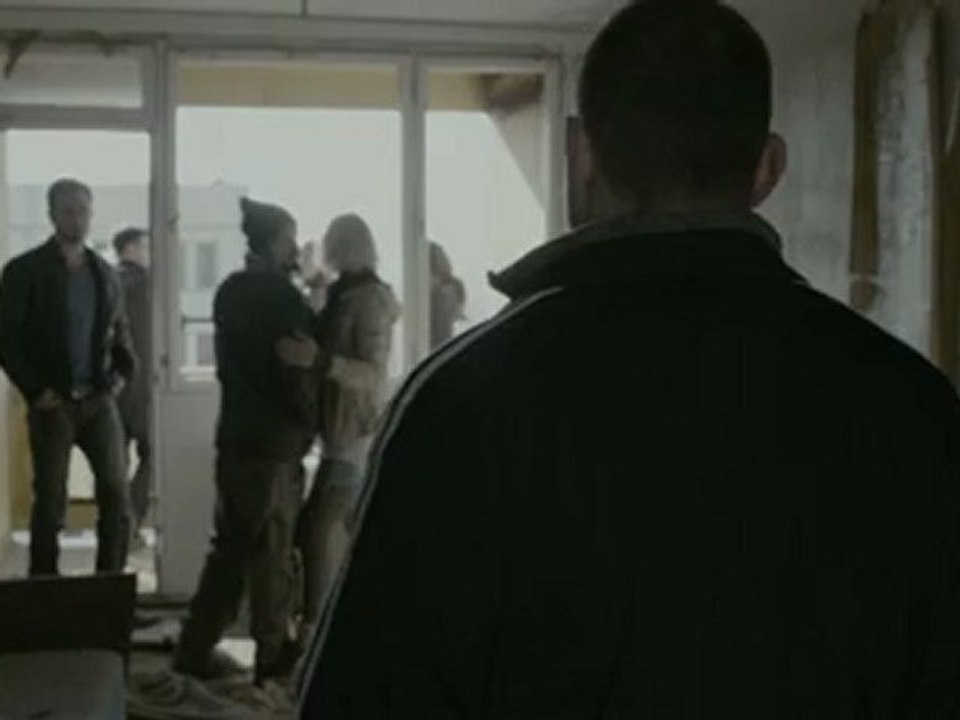 Chroniques de Tchernobyl (Chernobyl Diaries) - Extrait #1 [VO|HD]