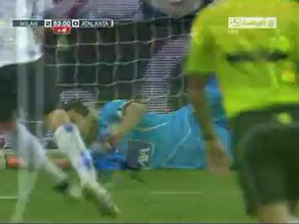 www.dailygoalz.com -  AC Milan vs Atalanta 2-0 Robinho Goal