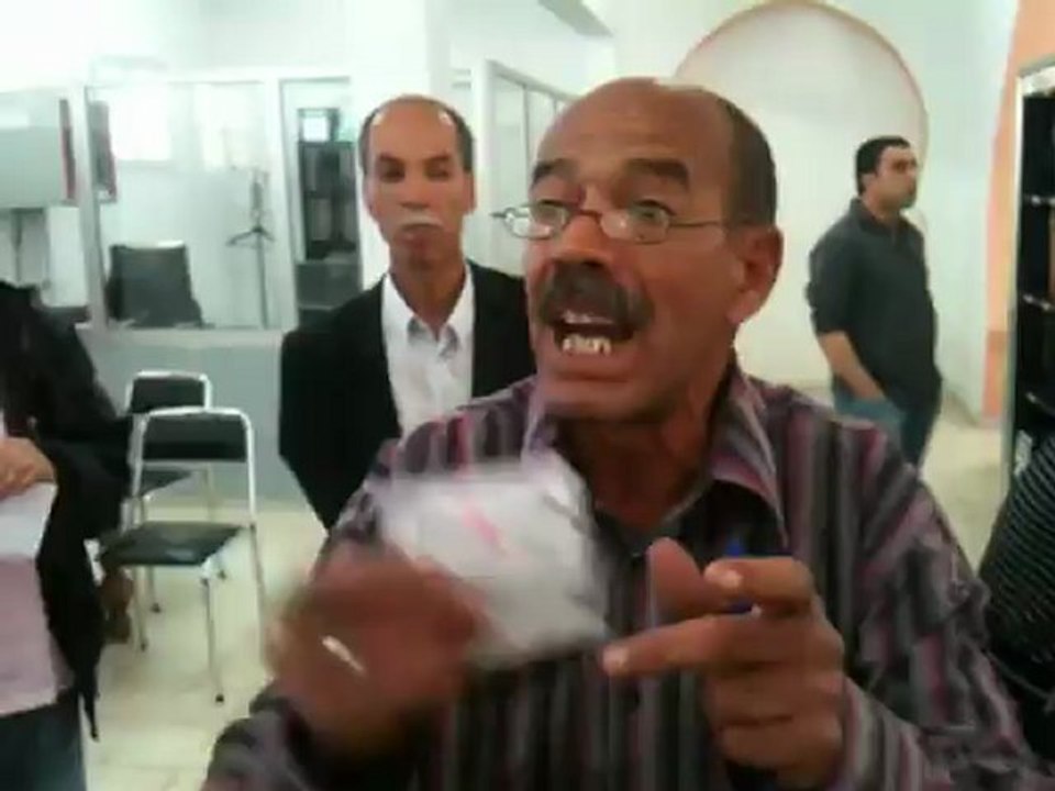 شهادة لطفي الدبوسي فما يحصل و الإعتداء عليه بالعنف اللفظي