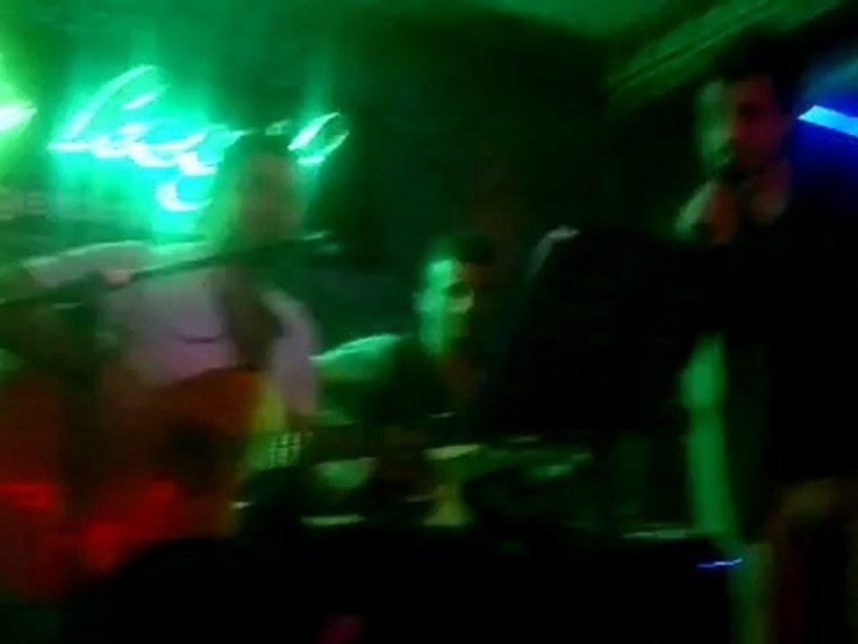 Onur TEZEL   &  Onur MACİT POTPORİ OYUN HAVALARI  ( İZLEMEYE DEĞER )