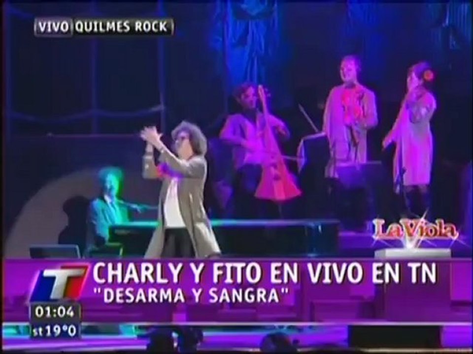 Charly Garcia y Fito Paez - Desarma y sangra (Quilmes Rock 2012 TN)