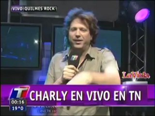 Charly Garcia y Pedro Aznar - Perro Andaluz (Quilmes Rock 2012 TN)
