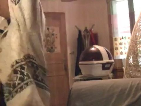 madison 003 001ma fille Madison est skysophrène et la elle vient de me retrouver, elle est toute exitée de ce fait car elle ne me voit pas souvent, elle exprime sa joie comme elle peut. Rien n'est facile pour elle, mais on s'appelle tous les jours!!!