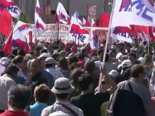 La Grèce dans l'étau de la crise, paie le coût de la rigueur