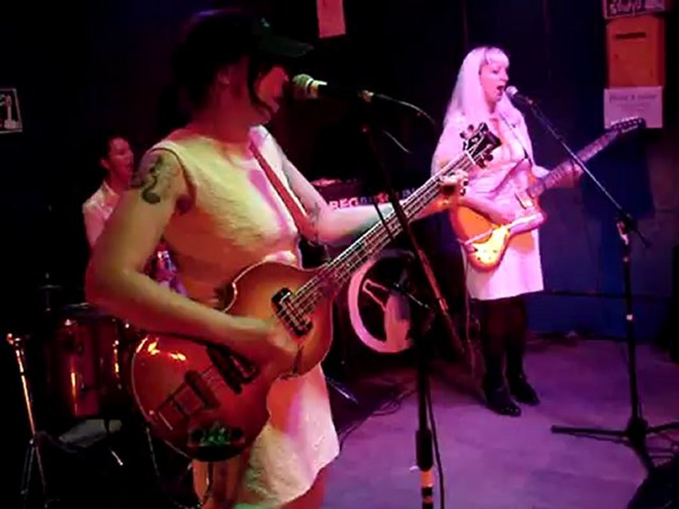 Les Punaises à la Kfet