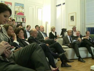 Débat: les ténors du PS emballés par la prestation de Hollande