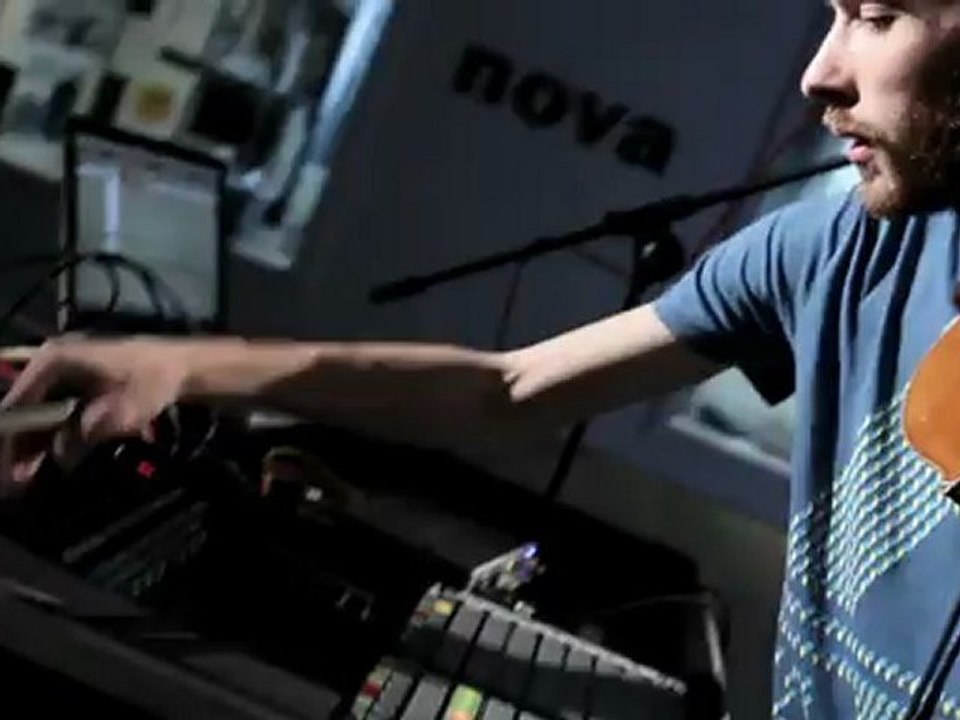 CHAPELIER FOU LIVE @ NOVA - L'EAU QUI DORT