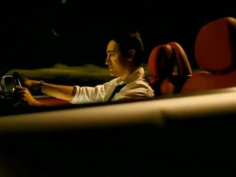 Kar Chalna Shuru Tu from Ek Main Aur Ekk Tu