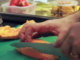 Le dessert minceur : Fruits frais à l'infusion exotique