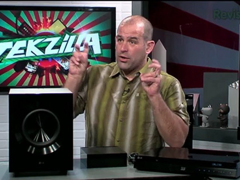 Backyard Speakers! LG Home Theater in a Box, Will The Hobbit Look Awful? Find the Eclipse, Free Windows Screencap Software, Sync All Your Bookmarks! - Tekzilla