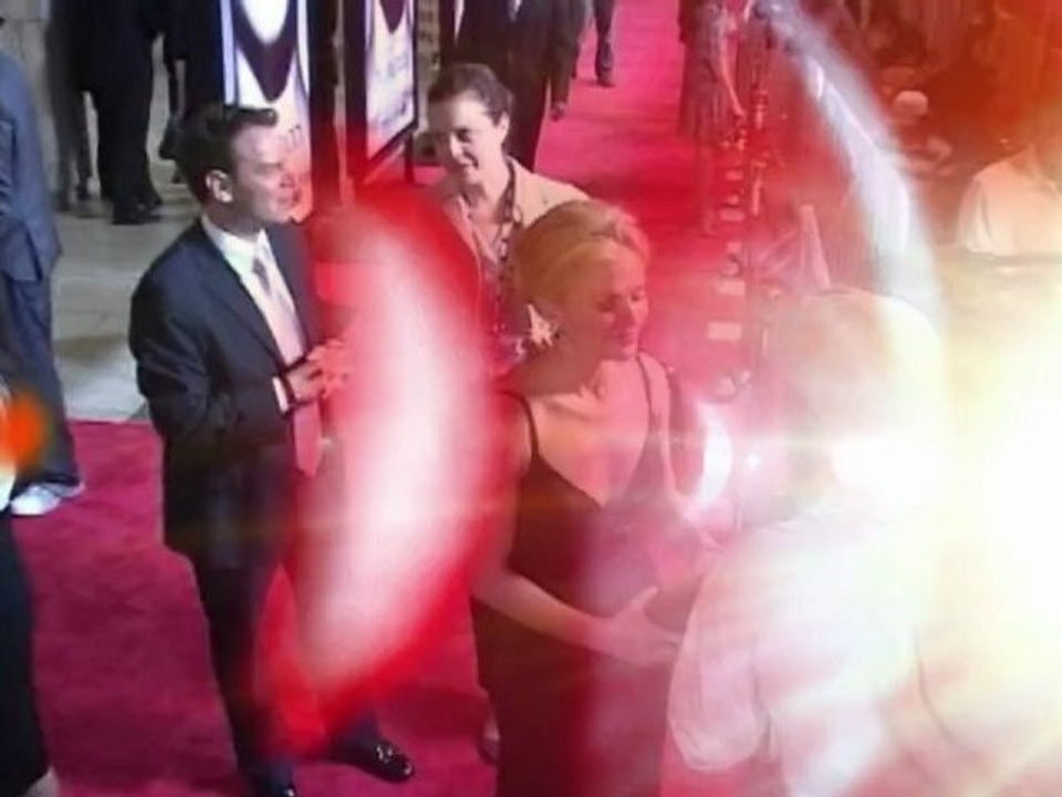 Pregnant and Married Anna Paquin Talks Bisexuality