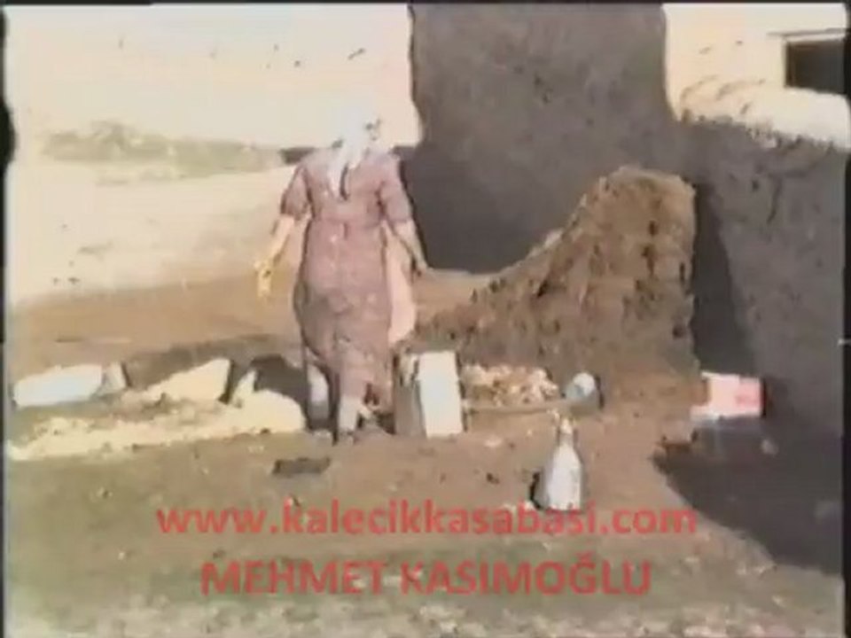 1985 YILI KALECİK KASABASI AŞAĞI MAHALLEDE GEZİNTİ 3