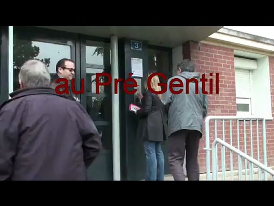 Campagne présidentielle, le porte à porte à Rosny-sous-Bois