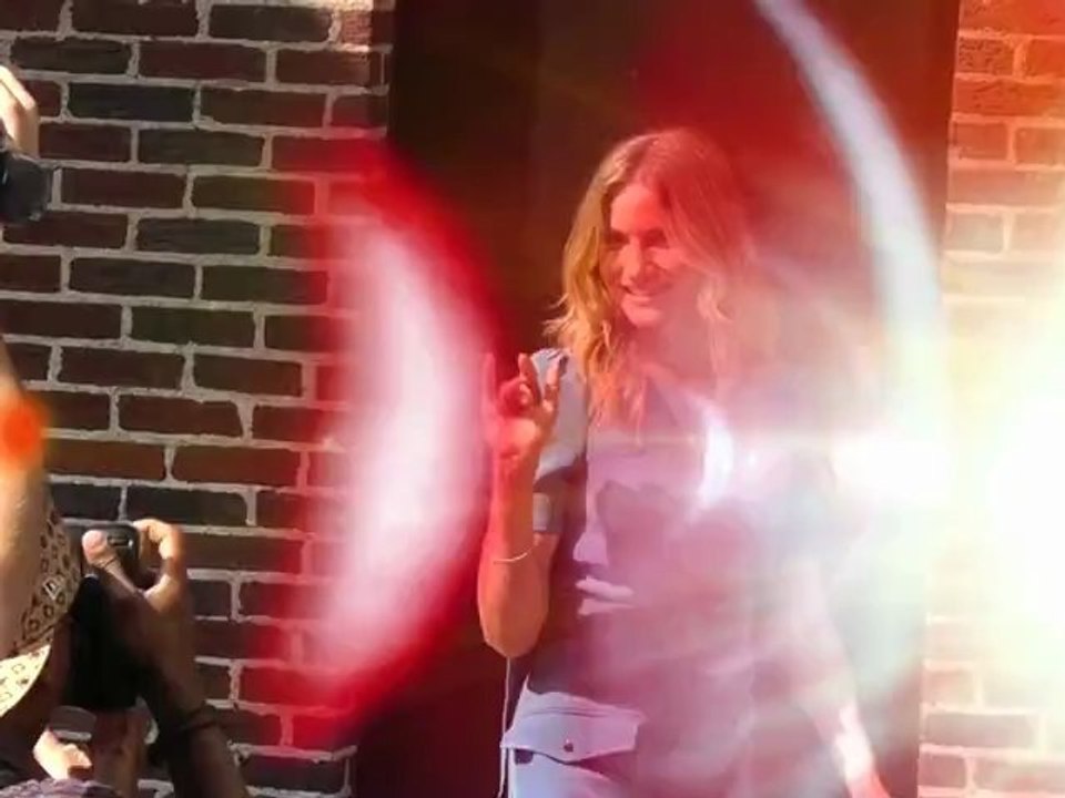 Cameron Diaz en sanglot après s'être fait couper les cheveux