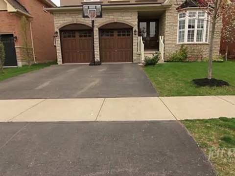 Oakville Real Estate: 3290 Fox Run Circle