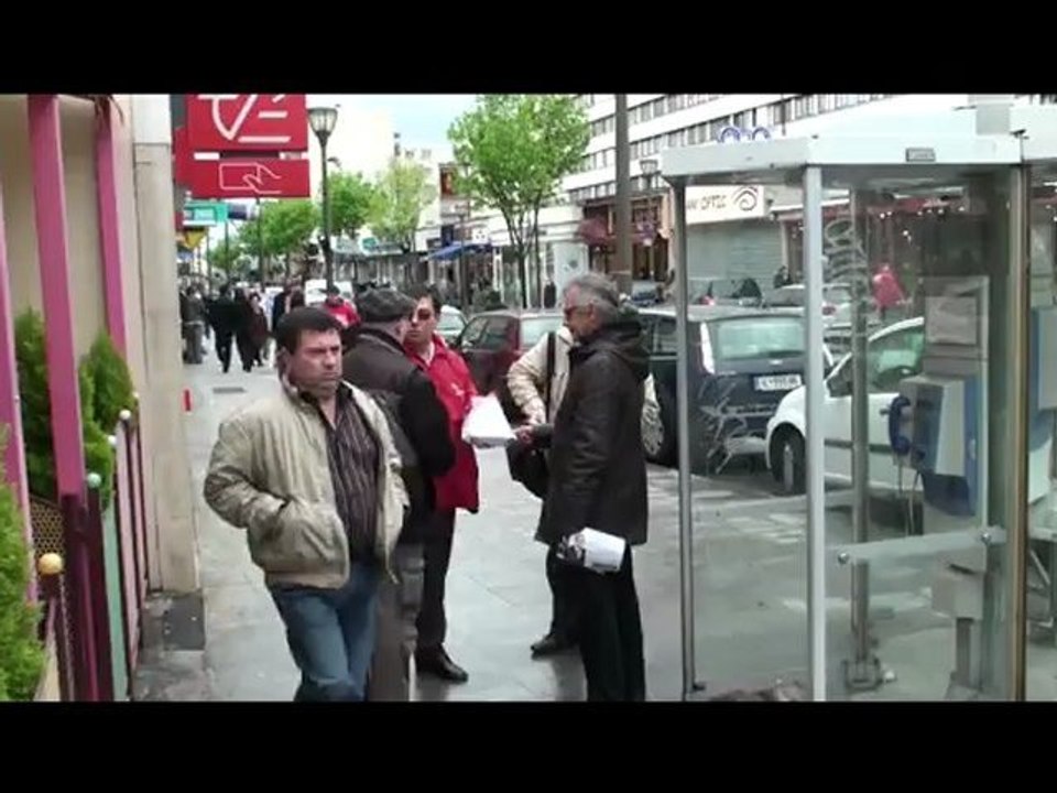 Les socialistes sur le marché de Rosny-sous-Bois