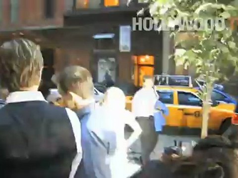 Chloe Moretz and Aaron Carter check out a performance of Hick