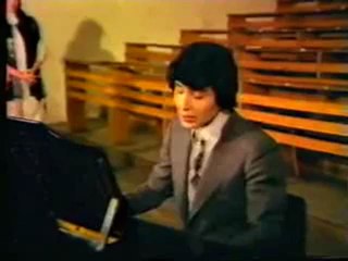 Bülent ERSOY Baharı bekleyen kumrular  Gerçek görüntülü