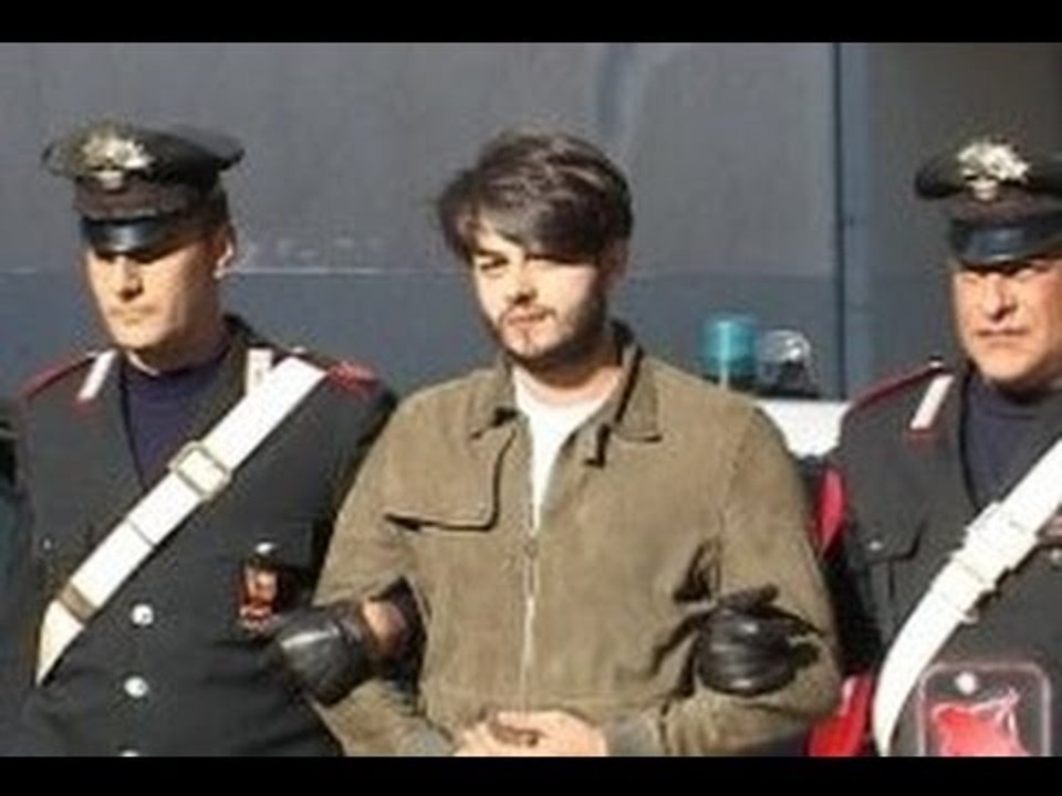 Casal di Principe (CE) - Racket pubblicità gestito da figli di Sandokan 15 arresti (live 04.05.12)