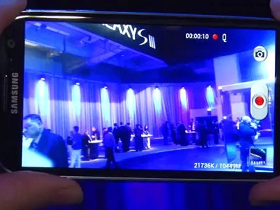 Samsung Galaxy S3 vs iPhone 4S