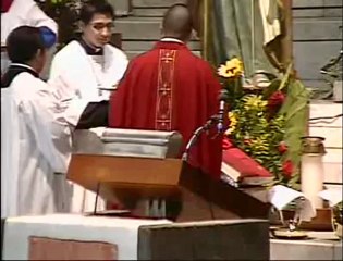 Insigne y Nacional Basílica de Guadalupe - Misa Vie04may2012