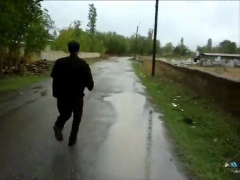 HAKVEYİS MEZARLIĞI SİLHO KOŞUYOR