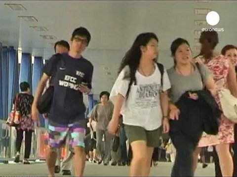 Usa-Cina: la Clinton lascia Pechino, il dissidente Chen...