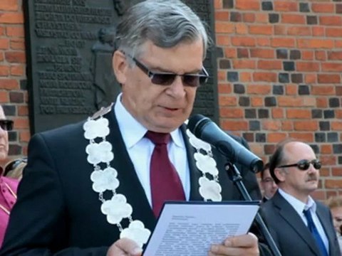 wek.pl: Włocławek. Obchody 221 rocznicy uchwalenia Konstytucji 3 Maja - 03.05.2012