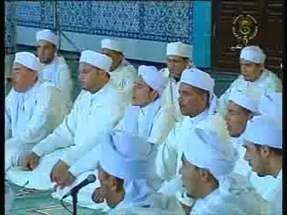 Récitation coranique par la Zaouia de Oran [ Algerie ] sourate al Muzammil