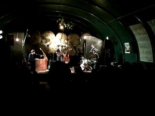 Le Roi - Des fourmis dans les mains / Live @ Rivolet