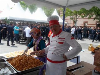 Çevik Günü Ve Lokmacı Baba 03.Mayıs 2012  Perşembe (Slayt1)