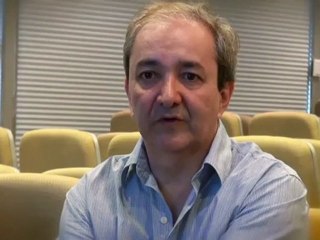 É possível ganhar dinheiro com trabalho social?