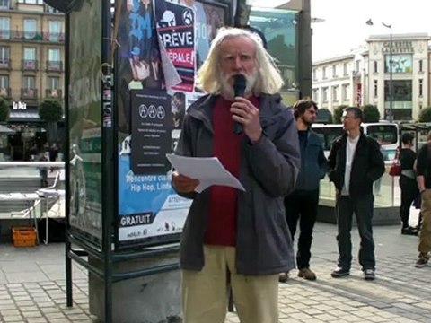 LE FAIT D'ÉLIRE LIBREMENT SES MAÎTRES NE SUPPRIME NI LES MAÎTRES NI LES ESCLAVES3/4