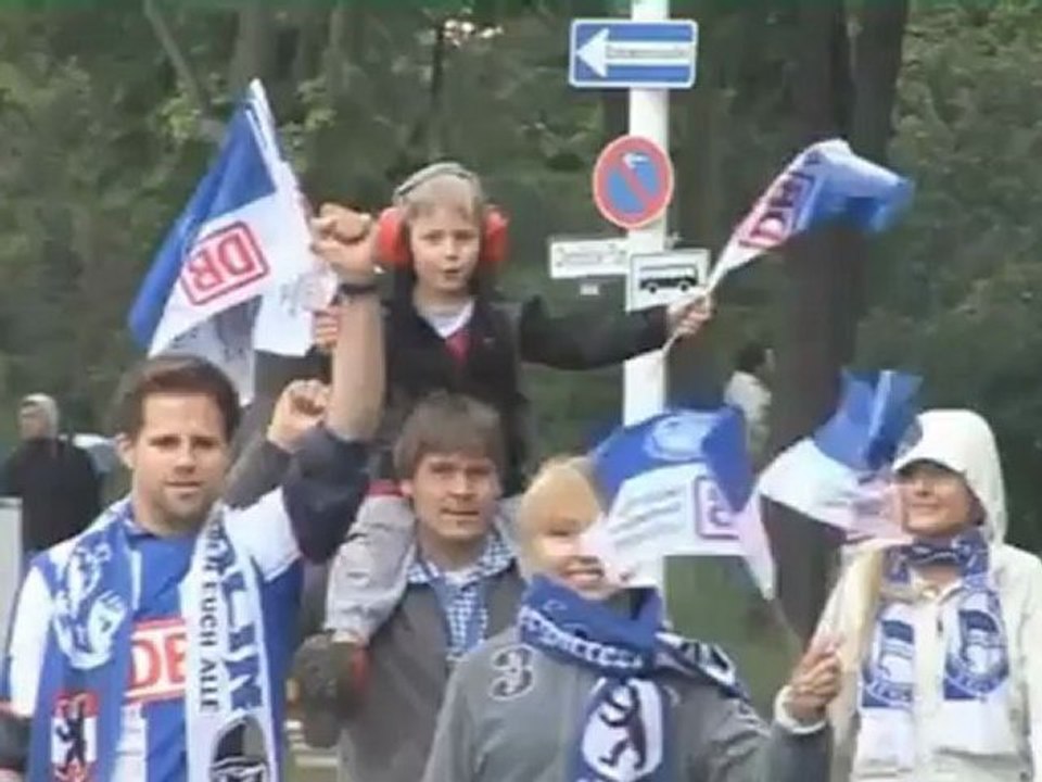 Jubel in der Hauptstadt - Hertha rettet sich in Relegation