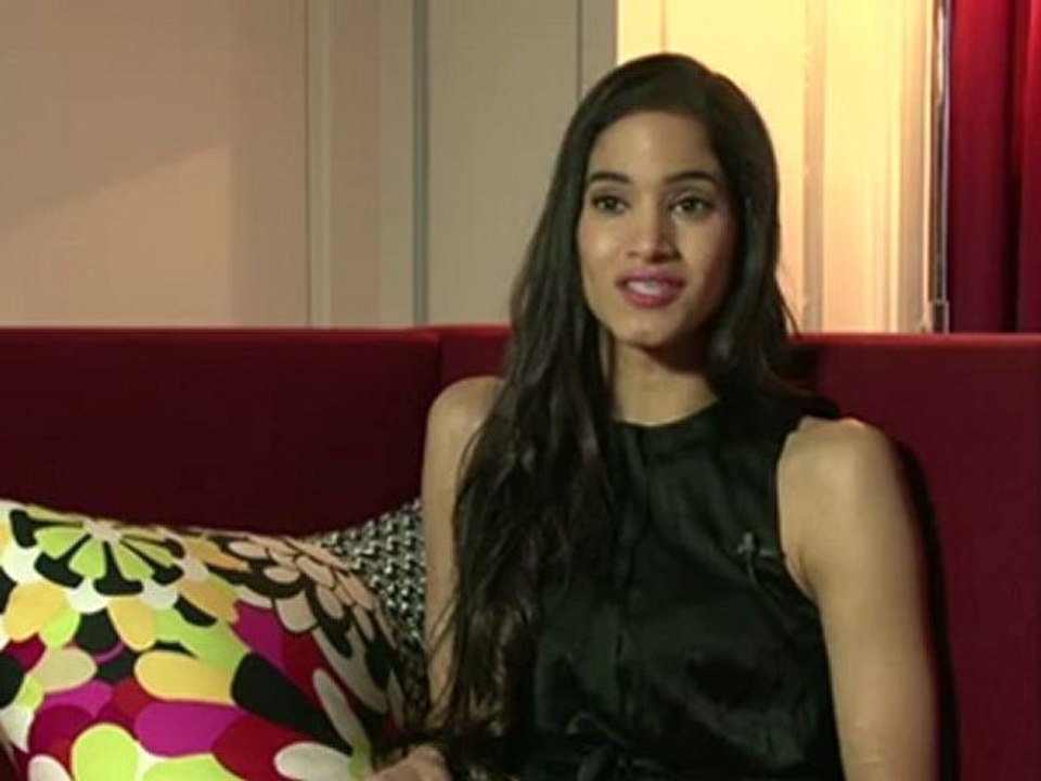 Dance Street 2 3D - Interview VIDEO de Sofia Boutella