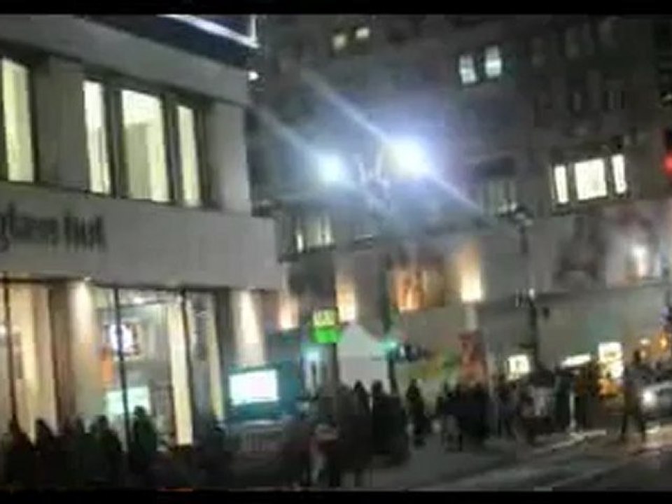 3(WGN) F.O.P.E. VISITS ZABACH  THE HOUSE OF ISRAEL 34TH ST. BROADWAY APRIL 6, 2012